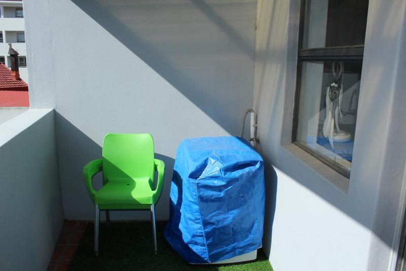 To Let 1 Bedroom Property for Rent in Oostersee Western Cape